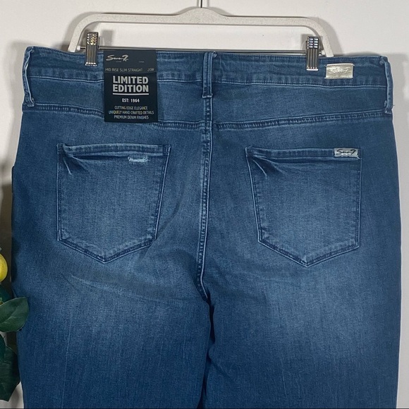 SEVEN7 women’s mid rise slim straight sequin iron on patches jeans plus size 20W - Picture 7 of 7